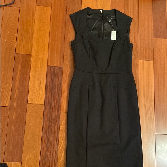 White House Black Market Elegant Black Sleeveless Dress - Picture 4 of 5